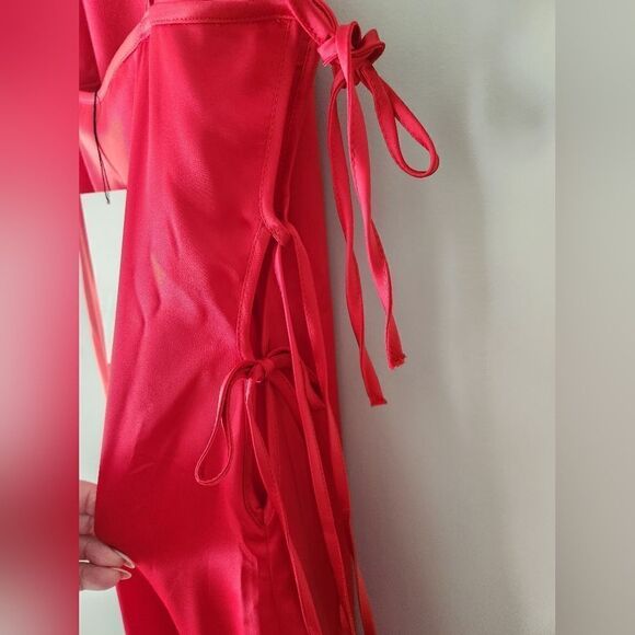 ZARA TIED SATIN EFFECT DRESS STRETCH NECK WITH SPAGHETTI STRAPS XS RED 39 INCH - Picture 3 of 5